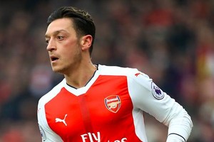 أوزيل: مصيري في أرسنال لا يعتمد على فينغر