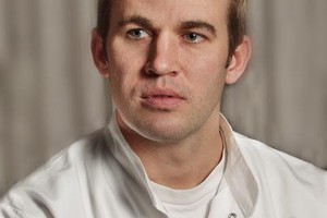 المركز الوطني للطب الرياضي يستضيف استشاري العظام 'سترازار'