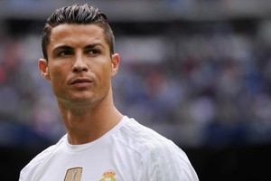 كريستيانو رونالدو ينتظر إنجاب توأم من أم بديلة