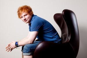 المغني إد شيران ضيف شرف مسلسل 'جيم أوف ثرونز' 