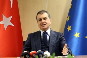 وزير تركي يدعو الى 'اعادة النظر' في اتفاق الهجرة الموقع مع الاتحاد الاوروبي