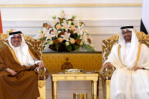 وزير الدولة للشئون الخارجية الإماراتي: ولي العهد البحريني يجمع بين التواضع والواقعية وقيادي ومفكر استراتيجي من الطراز الأول