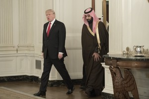 بالصور...وزير الدفاع السعودي يلتقي الرئيس الأميركي في واشنطن