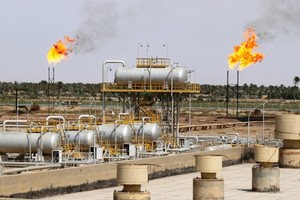 مسؤول عراقي: تقدم في المحادثات مع اكسون موبيل لتطوير حقلي نفط جديدين في الجنوب