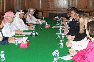 البحرين : مساعد وزير الخارجية يستقبل فريق عمل من الاتحاد الأوروبي