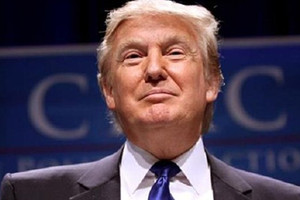 ترامب يعلن معايير جديدة لكفاءة استهلاك الوقود للسيارات الأميركية