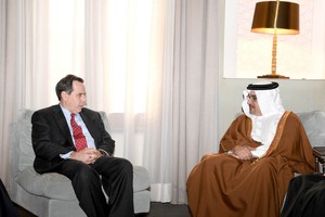 السفارة الأميركية في البحرين: مساعد وزير الخارجية الأميركي أكد أن أولويات الإدارة هي المشاركة الاقتصادية في جميع أنحاء المنطقة