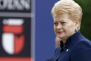 الرئيس الليتواني يدعو إلى تعزيز الجناح الشرقي لحلف الناتو