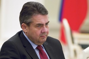 جابريل: ينبغي أن نبني الثقة مع واشنطن لا أن نضع حواجز تجارية