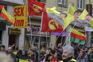 أكراد يتظاهرون في فرانكفورت تحت شعار 'لا للديكتاتورية'