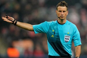 كلاتنبرج يدير مباراة الهلال والنصر في كأس خادم الحرمين الشريفين