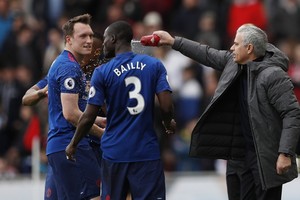 مورينهو سعيد بتجدد آمال مانشستر يونايتد في الدخول للمربع الذهبي بالدوري الإنجليزي