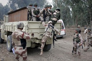 القوات العراقية تخوض اشتباكات عنيفة مع 'داعش' وسط الموصل