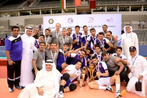 «افرح يا بحريني وخلك سعيد... كأس الخليج جابه العنيد»