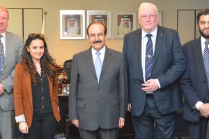 البحرين : ميرزا يرحب بالتعاون مع الشركات البريطانية المتخصصة في تحويل المخلفات إلى طاقة