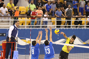 بالصور... الأهلي يثأر من النصر في دوري 'أولى الطائرة'