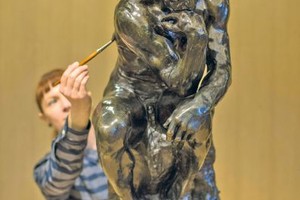 معرض في باريس يسلط الضوء على إرث أوغست رودان في مئوية وفاته