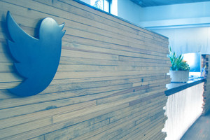 'تويتر' تنشر تقريرها العاشر للشفافية
