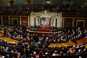 أعضاء بمجلس الشيوخ الأمريكي يطرحون تشريعاً لتشديد عقوبات إيران