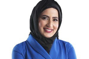 فعالية 'السجادة الحمراء' تقدم في البحرين عروض أزياء عالمية متنوعة