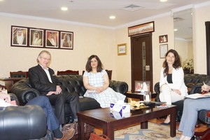 البحرين : الأمين العام المساعد للتعليم العالي تبحث التعاون مع المستشار الثقافي بالسفارة الفرنسية