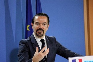 باريس وبرلين تأسفان لغياب روسيا عن اجتماع حول اوكرانيا