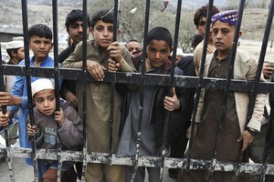 400 ألف تلميذ افغاني سيتركون المدارس في العام 2017 
