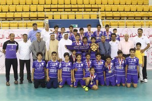 داركليب بطلاً لدوري الصغار للكرة الطائرة