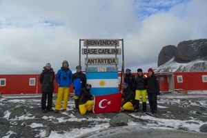 بالصور.. فريق أبحاث تركي يكتشف جزيرة جديدة في القطب الجنوبي