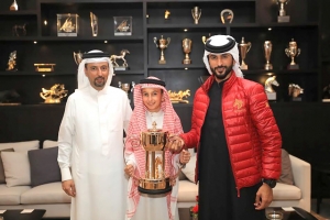 ﻿ناصر بن حمد يشيد بإنجاز فوزي ناس في سباق دبي للخيل