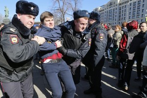 القبض على زعيم المعارضة الروسي نافالني خلال مسيرة في موسكو