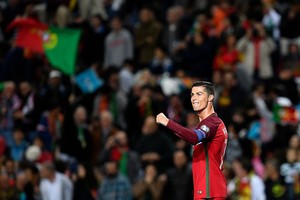 رونالدو لـ'جماهير البرتغال': سنواصل القتال من أجل العبور للمونديال