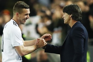 لوف غير راض عن أداء المنتخب الألماني رغم الفوز على أذربيجان