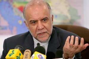 وزير النفط الإيراني يرجح تمديد اتفاق عالمي لخفض إنتاج النفط