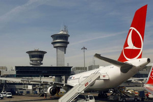 'إياتا' يرفض الحظر الأميركي والبريطاني على حمل للأجهزة الإلكترونية الكبيرة على الطائرات