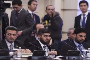 مباحثات بين المعارضة السورية وروسيا لتعزيز الهدنة