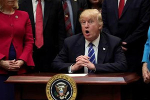 جماعات البيئة الأميركية تعرب عن قلقها من توقيع ترامب أمرا تنفيذيا لإلغاء سياسات حقبة أوباما بشأن المناخ