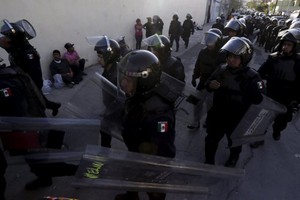 مقتل سجينين وإصابة 13 في أعمال شغب بسجن بالمكسيك