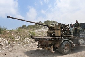 ضربات جوية قرب حماة والجيش السوري يشن هجوماً مضاداً