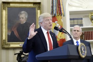 ترامب يبعث رسالة إلى رئيس فيتنام لتعزيز العلاقات