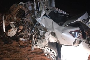 حادث مروع يودي بحياة 8 بينهم 5 أشقاء ووالدتهم على طريق سامودة بحفر الباطن