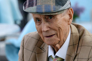 بوتين يعرب عن حزنه في وفاة ييفتوشينكو أحد أشهر شعراء الاتحاد السوفيتي السابق