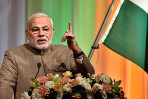 رئيس الوزراء الهندي مودي يفتتح نفقا لتيسير السفر في كشمير