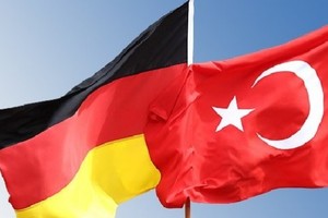 برلمانيون ألمان من أصول تركية يدعون أقرانهم في ألمانيا للتصويت بـ لا' على الاستفتاء الدستوري التركي