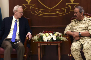 البحرين : القائد العام يستقبل السفير الأميركي ويشيد بتطور العلاقات العسكرية بين البلدين  