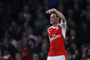 مسعود أوزيل يتوق إلى الحياة البسيطة