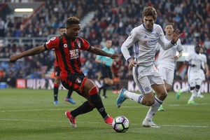 تشلسي يعبر بورنموث بثلاثية ويعزز صدارته للدوري الإنجليزي