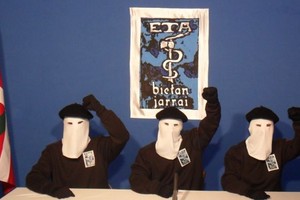 'إيتا' تسلم فرنسا لائحة بمخابىء أسلحة... وباريس تعتبر الأمر 'خطوة كبيرة'