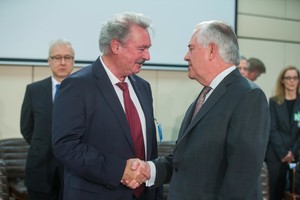 وزير خارجية لوكسمبورج يدافع عن سياسة الاتحاد الأوروبي تجاه سورية 