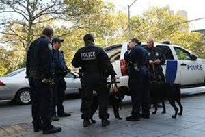 مقتل شخصين وإصابة اثنين آخرين في حادث قتل وانتحار بمدرسة ابتدائية في كاليفورنيا الأميركية